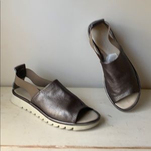 flexx shoreline sandals